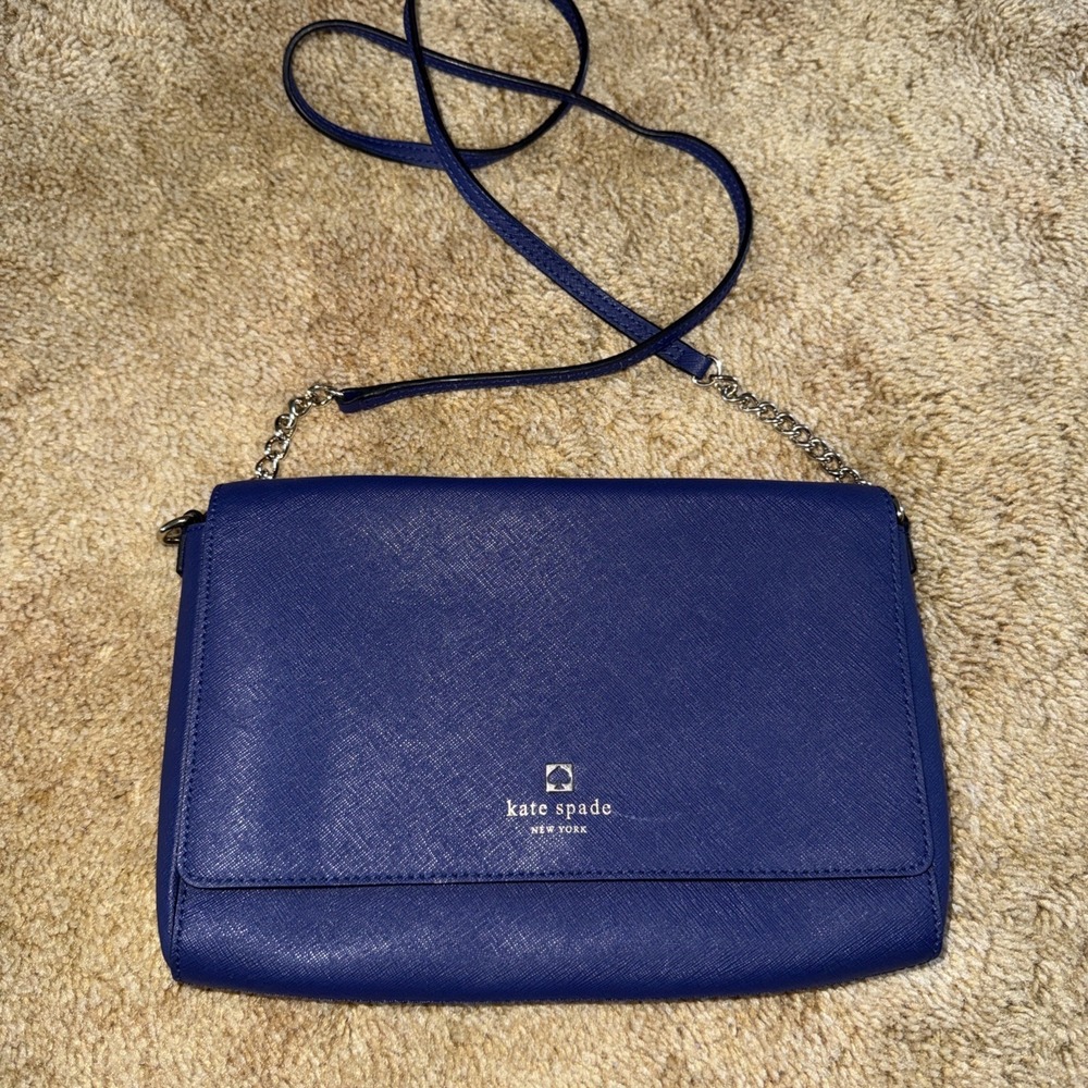 Kate Spade Shoulder Bag with Gold Chain & Hardware. Good Condition!